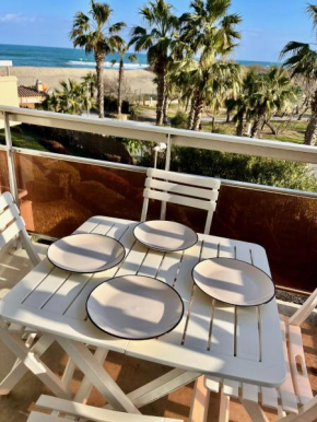 Les Capitelles 97 - Studio vue mer - residence avec piscine - Wifi - Parking
